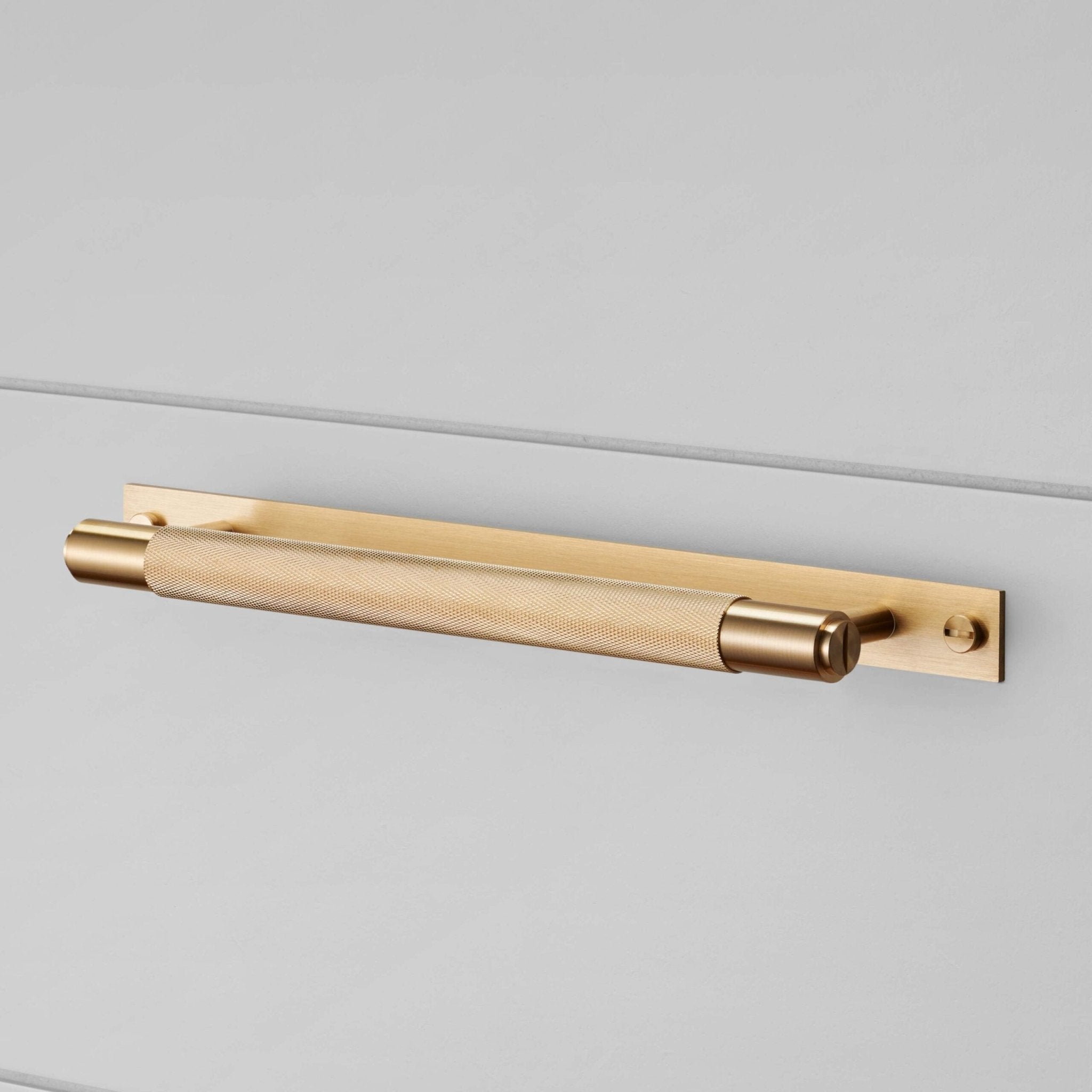 Buster + Punch UK - PB - HP - 160 - BR - A Pull Bar - Plate - Cross - Small Pull Bar Brass - Araco Interiors