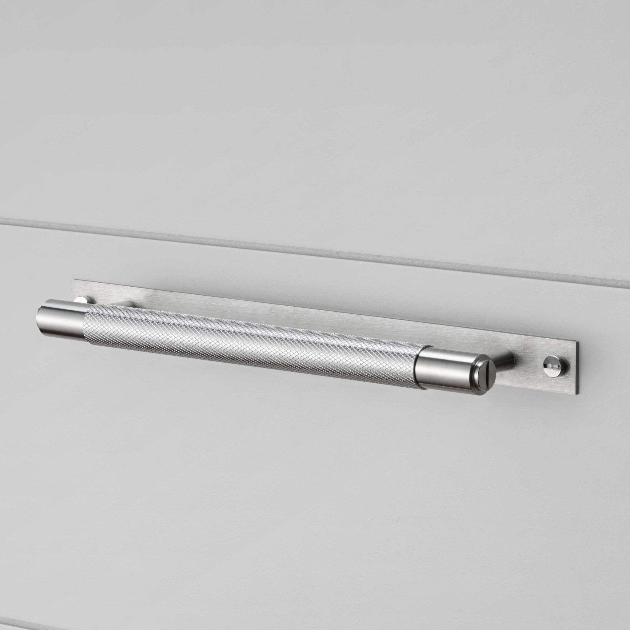 Buster + Punch UK - PB - HP - 260 - ST - A Pull Bar - Plate - Cross - Medium Pull Bar Steel - Araco Interiors