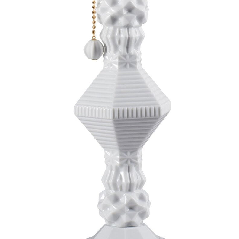 Lladro Belle De Nuit Table Lamp - White - Araco Interiors