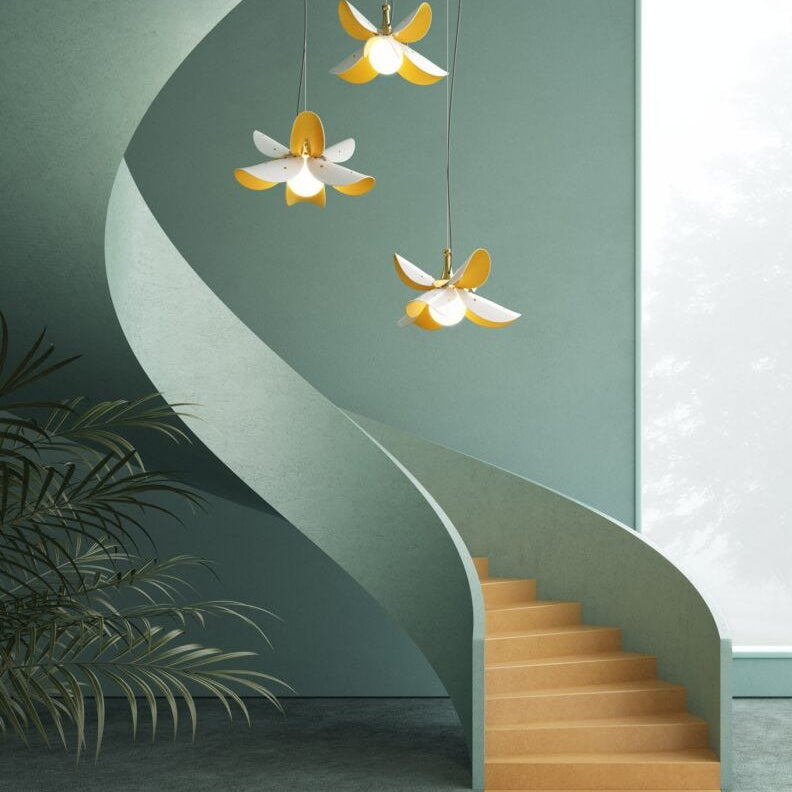 Lladro Blossom hang.lamp (white - gold)(CE/UK/CCC - Araco Interiors