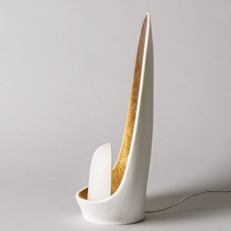 Lladro Blossom wall light(white - gold)(CE/UK/CCC - Araco Interiors