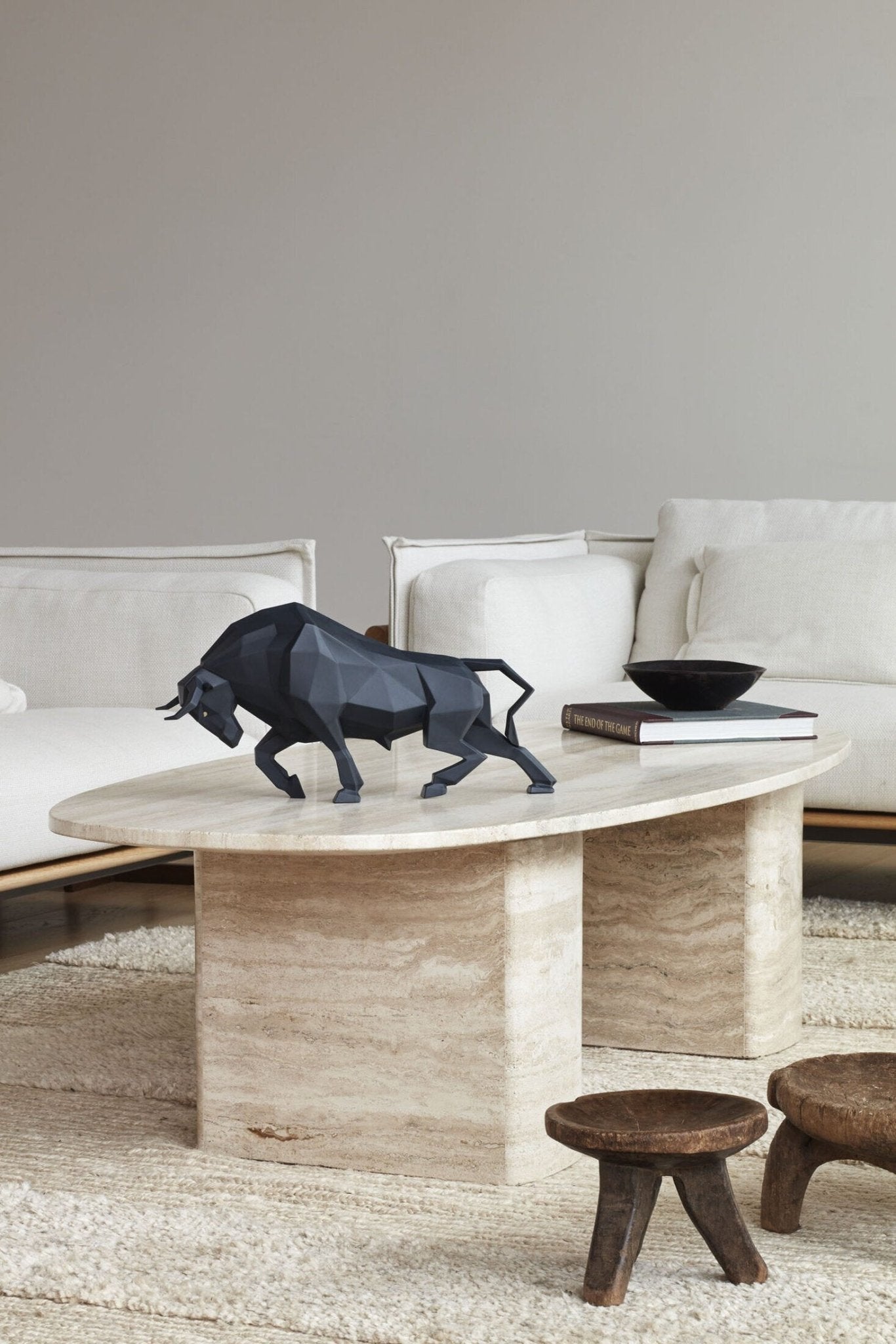 Lladro Bull (matte black) - Araco Interiors