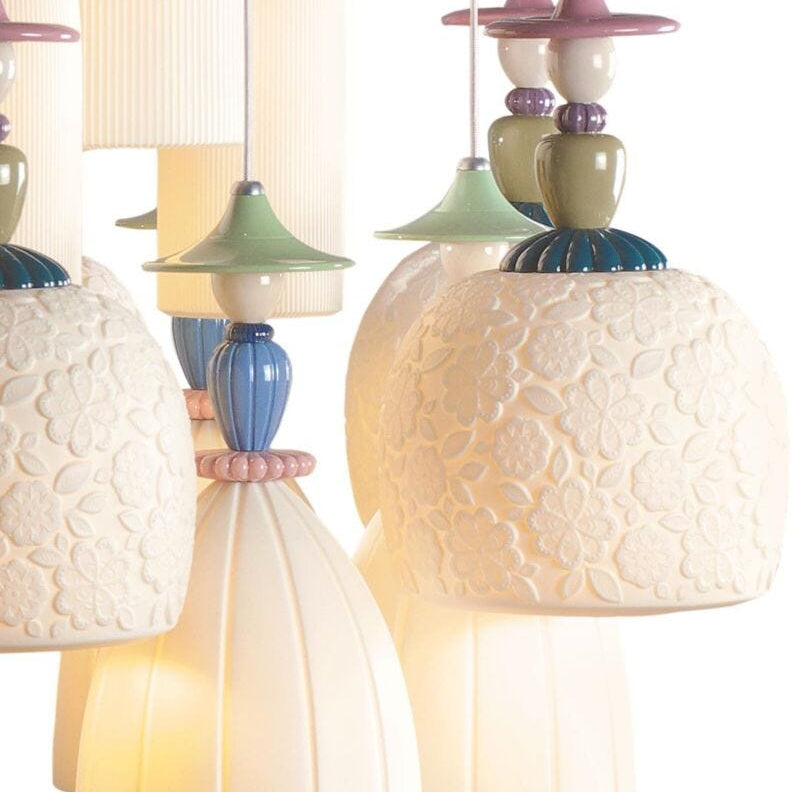 Lladro Ch.MD.18l - Dancing on t sand (CE/UK/CCC) - Araco Interiors