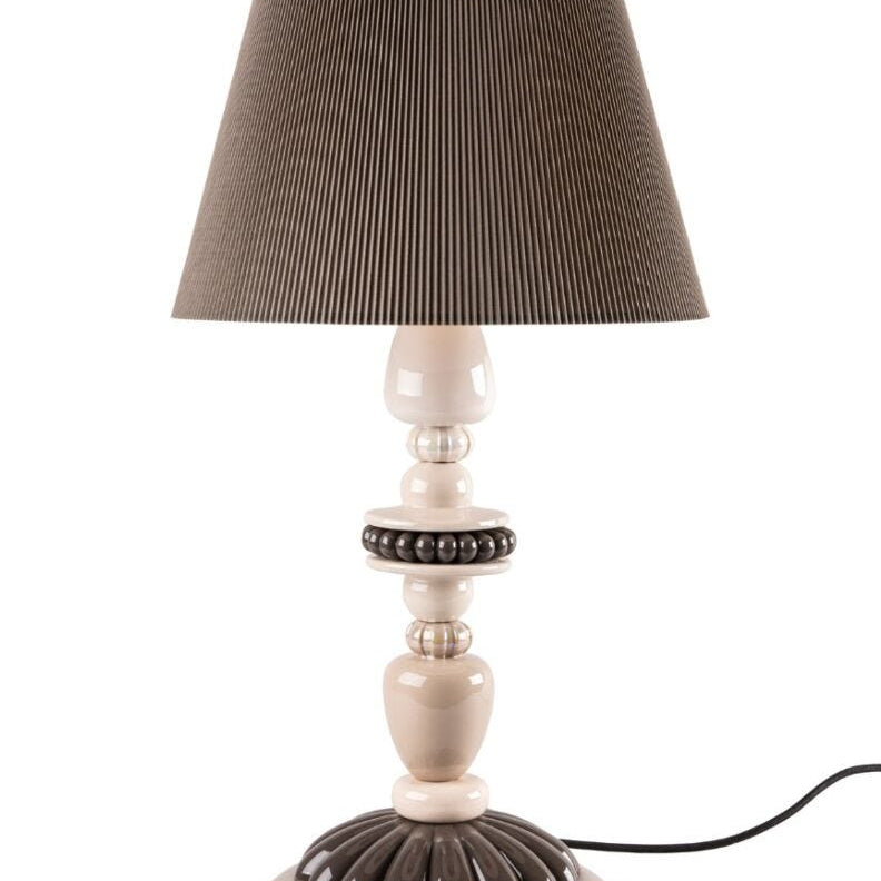Lladro Firefly table lamp (pearly) (UK) - Araco Interiors