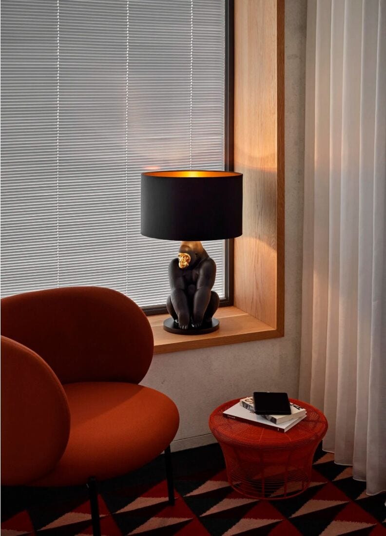 Lladro Gorilla lamp (black - gold) (UK) - Araco Interiors