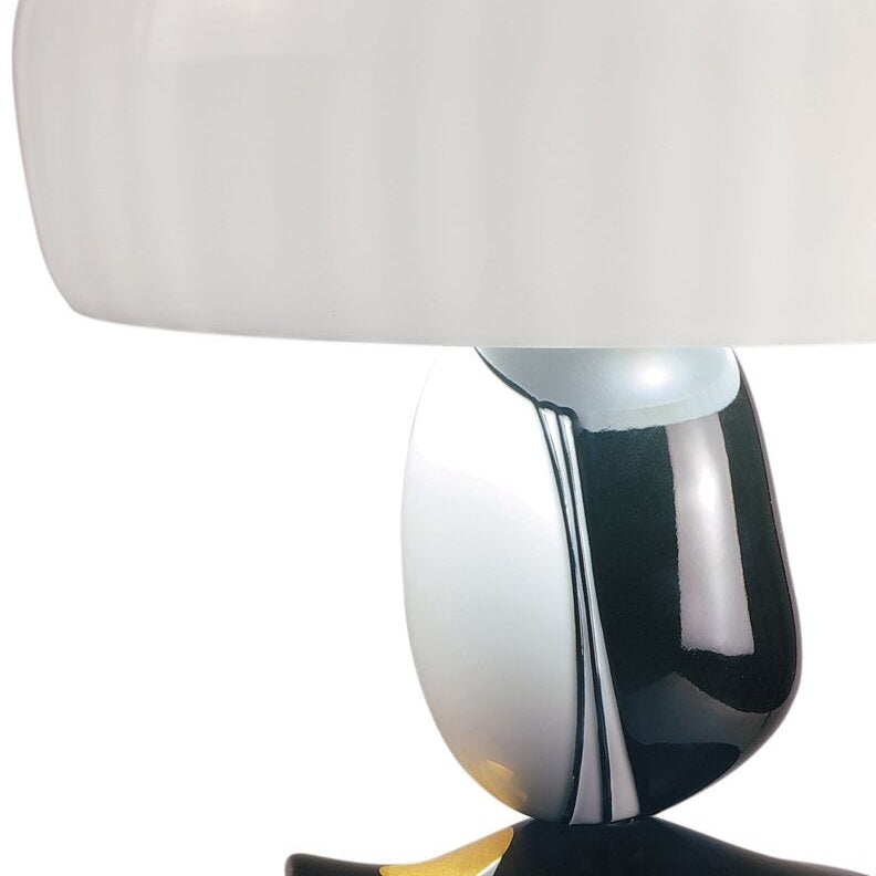 Lladro Hairstyle lamp (H/M) (UK) - Araco Interiors