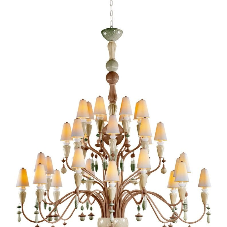 Lladro I&S - Chand.32l.(L)(spices)(CE/UK) - Araco Interiors