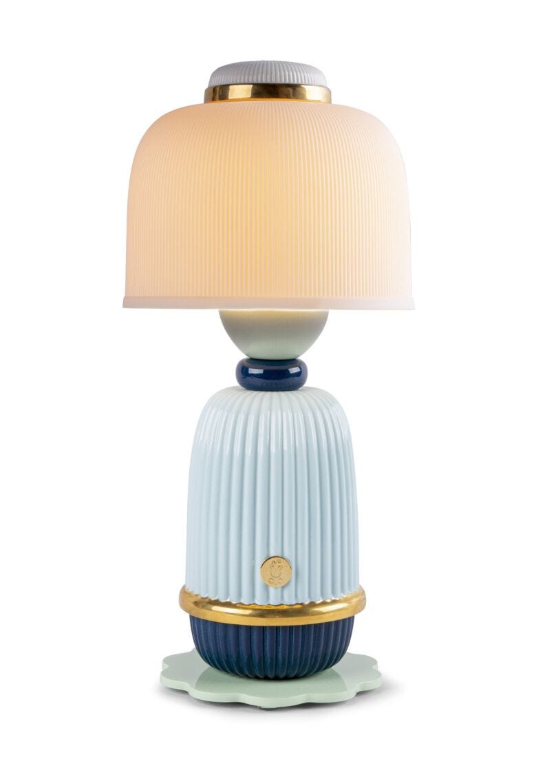 Lladro Kokeshi lamp - blue - Araco Interiors