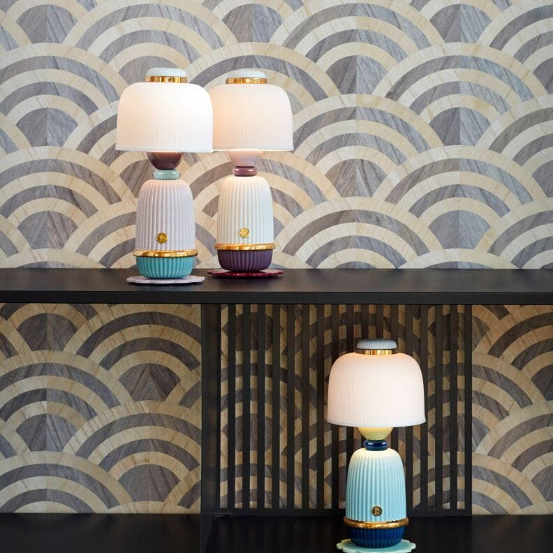 Lladro Kokeshi lamp - pink - Araco Interiors