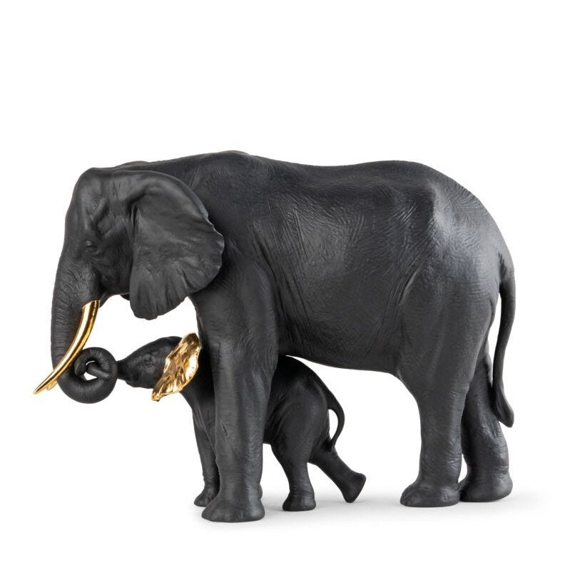 Lladro Leading the way (black - gold) - Araco Interiors