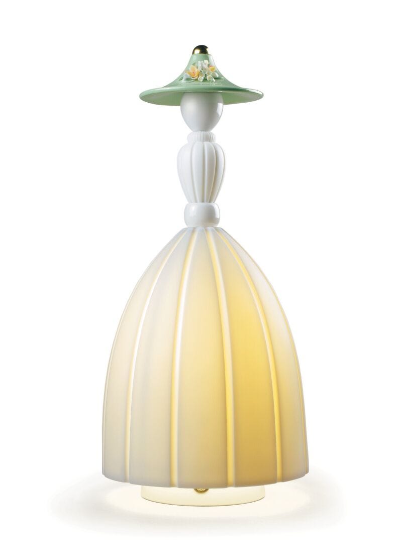 Lladro Mademoiselle table lamp Daniela (UK) - Araco Interiors