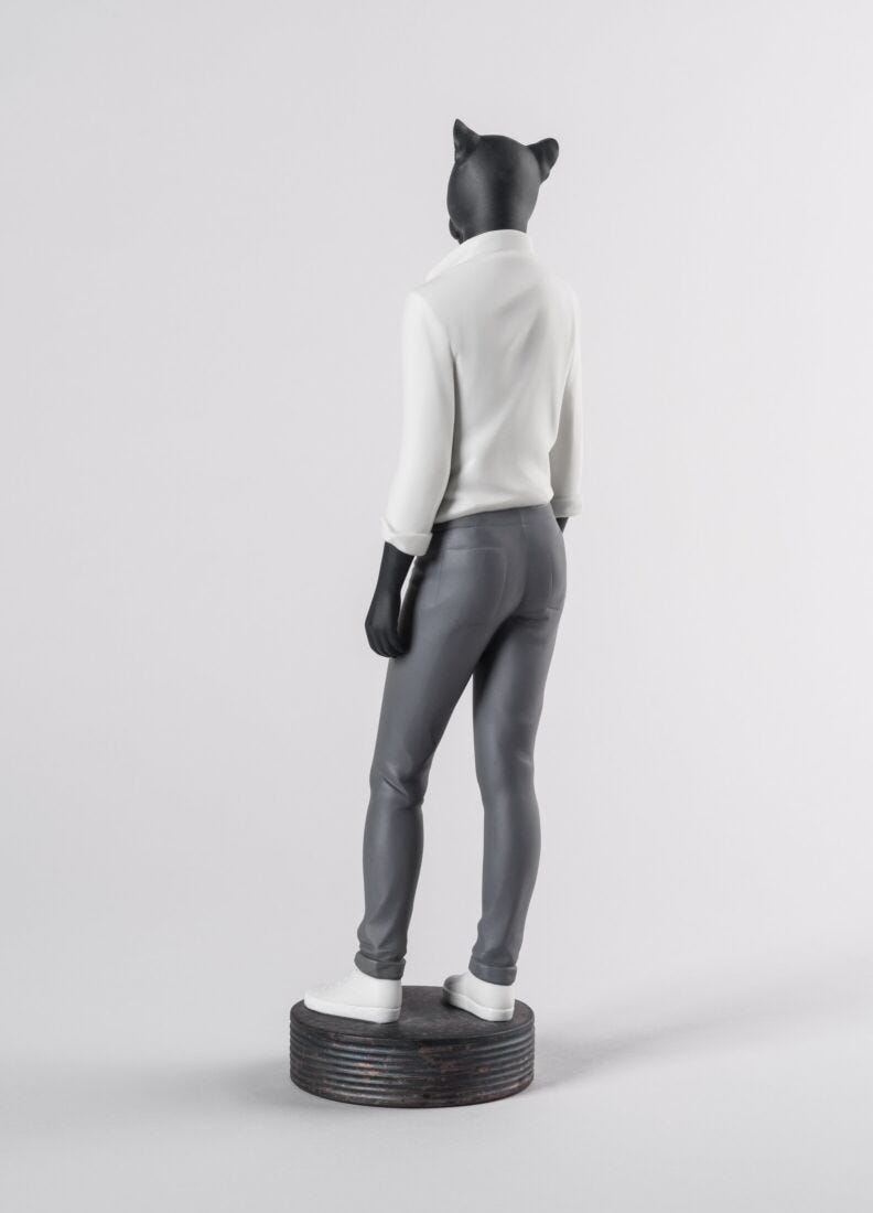 Lladro Panther Woman - Araco Interiors