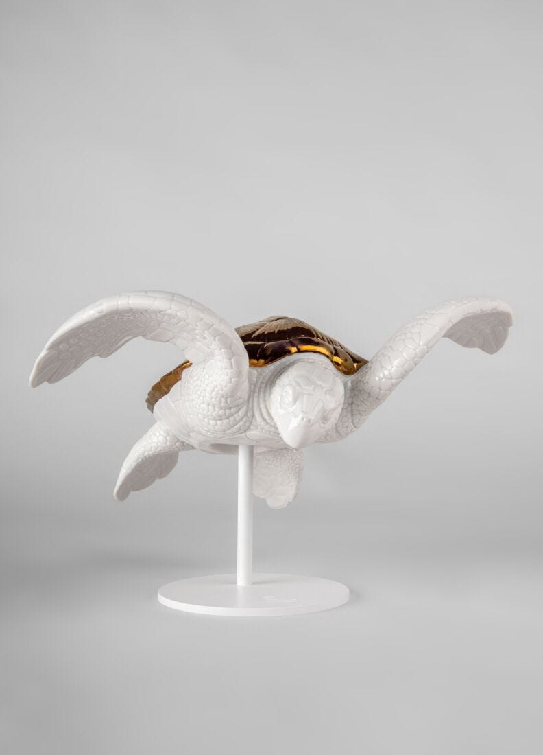 Lladro Sea turtle I (white - copper) White Copper - Araco Interiors