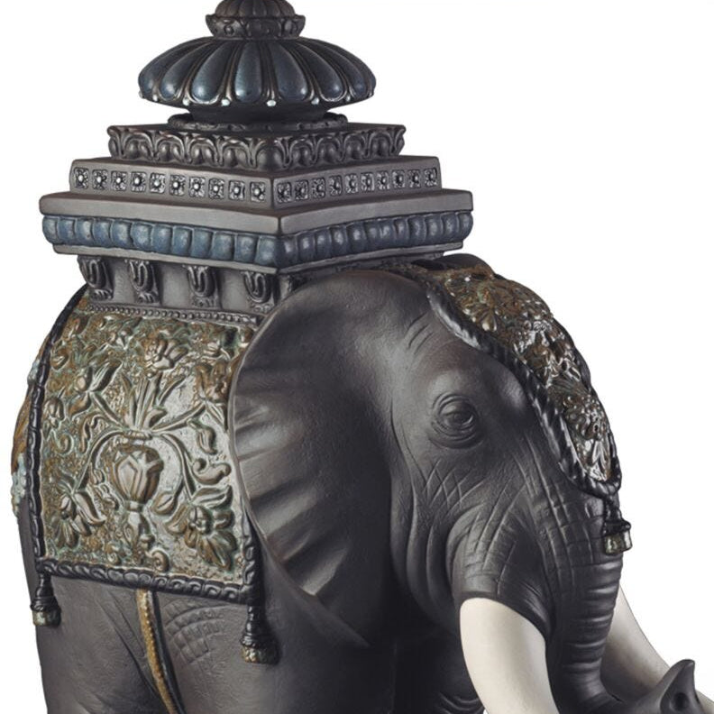 Lladro Siamese elephant - Lamp (UK) - Araco Interiors