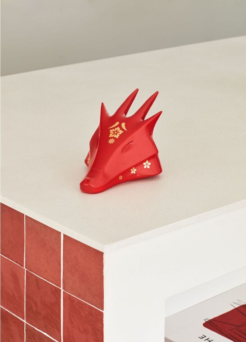 Lladro The Dragon (red - gold) - Araco Interiors