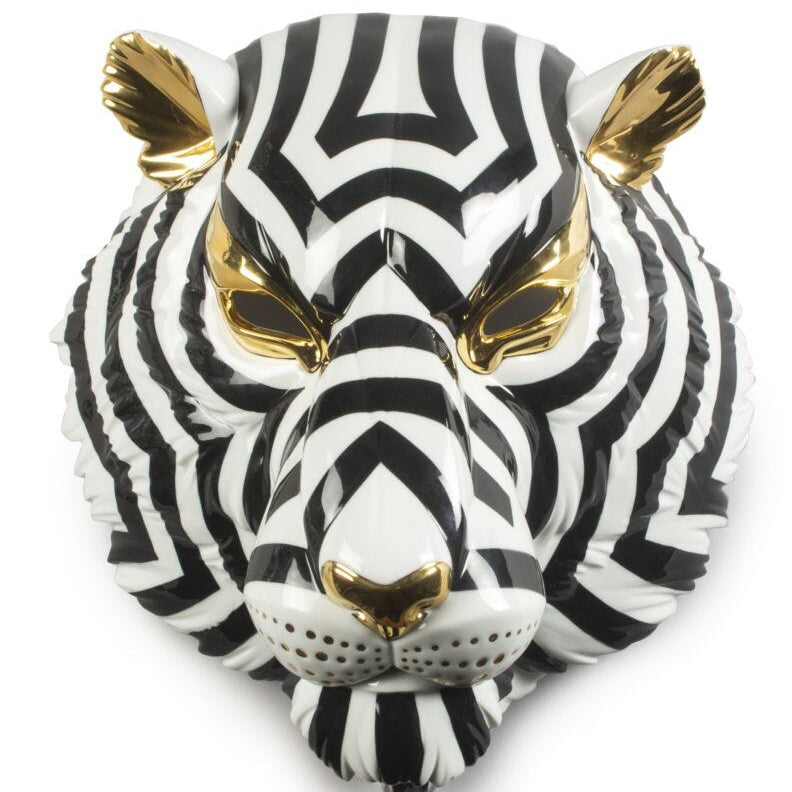 Lladro Tiger mask (black - gold) Black & Gold - Araco Interiors