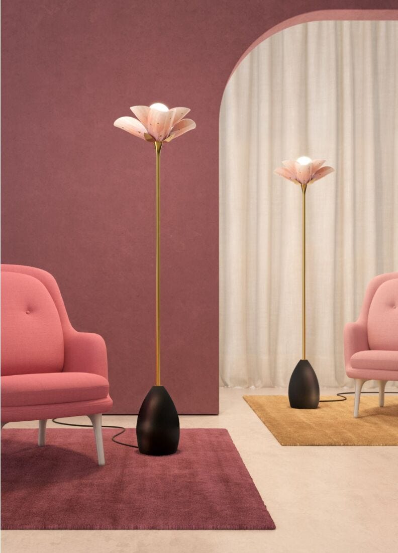 Lladro Blossom floor l. - wood bs (pink - gold)(UK) - Araco Interiors