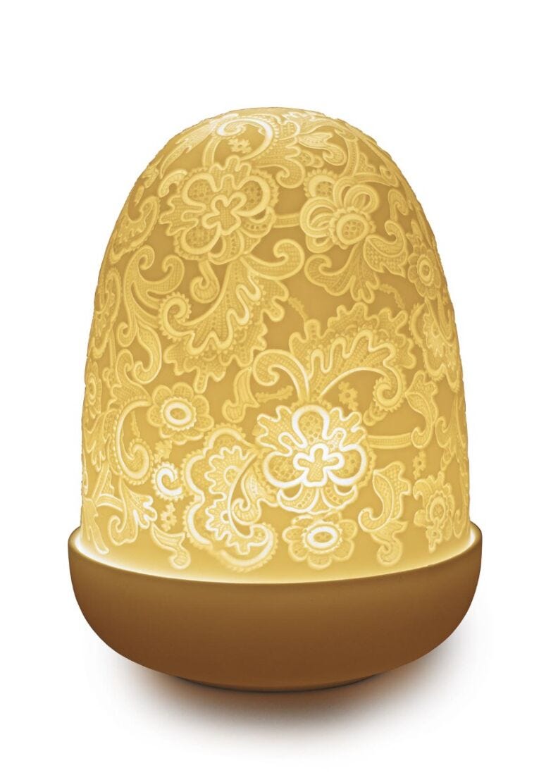 Lladro Lace Dome lamp - Araco Interiors