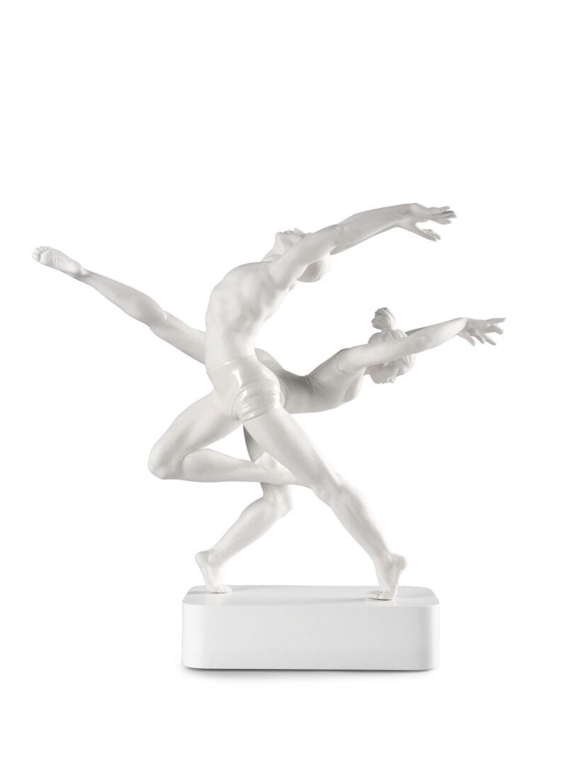 Lladro The Art of Movement - Araco Interiors